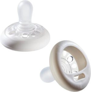 Tommee Tippee Closer To Nature Breast Like Soother Pack of 2 (0-6 months)